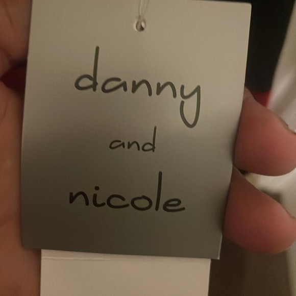 Simply beautiful new tag attached sweater dress - Picture 12 of 15